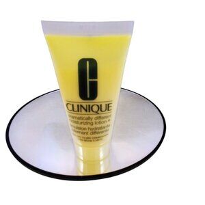 Clinique Dramatically Different Moisturizing Lotion+ 1.7 oz 50ml Fragrance Free